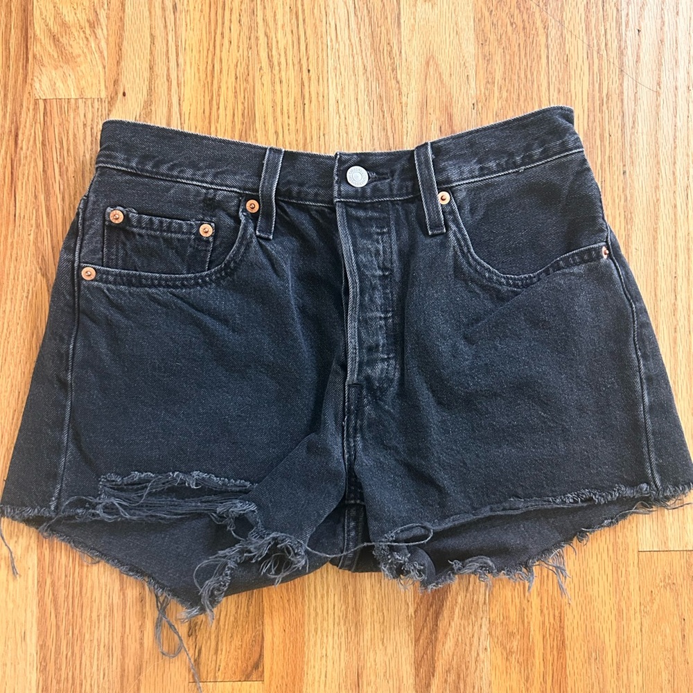 501 Levi Jean shorts